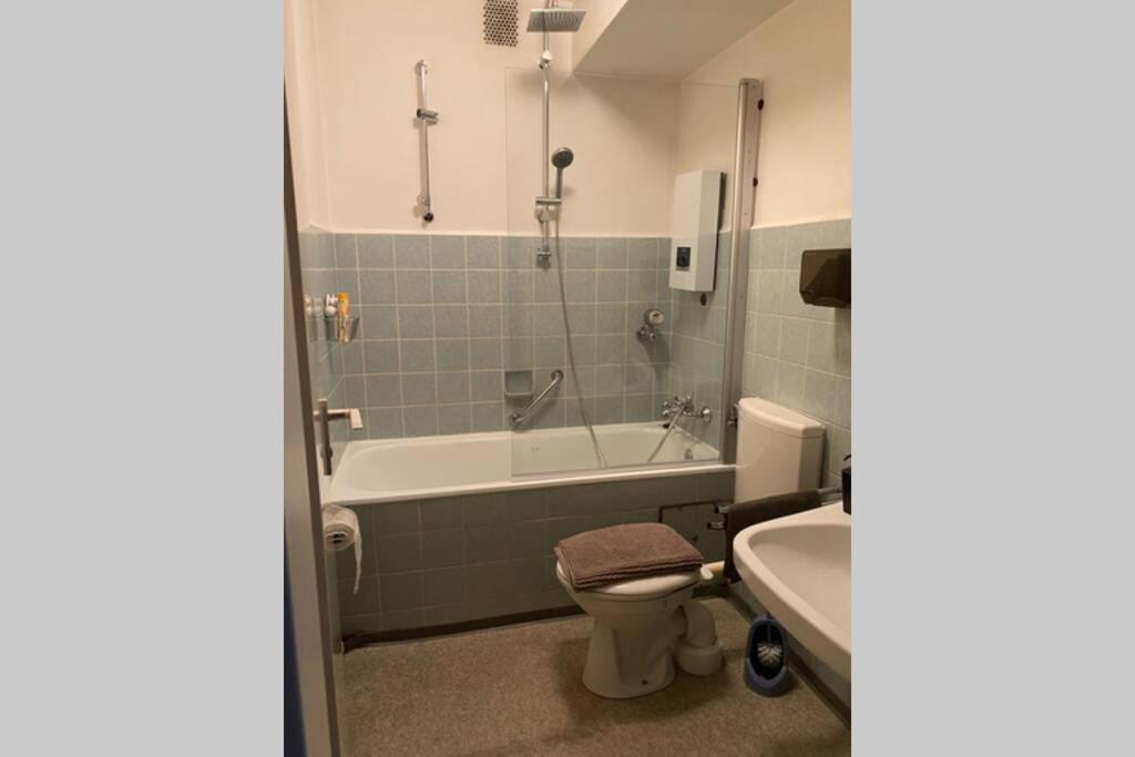 Ein Helles Und Geraumiges Zimmer Am Bremer Hauptbahnhof. Ngoại thất bức ảnh